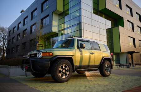 Folia PPF do zmiany koloru auta Rivashield Color Porsche Urban Bamboo RS052