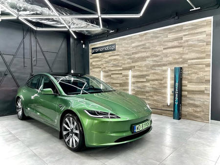 Folia PPF do zmiany koloru auta Rivashield Color Dark Green Pearl RS050