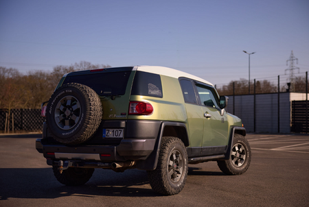 Folia PPF do zmiany koloru auta Rivashield Color Porsche Urban Bamboo RS052