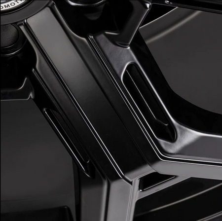 URBAN WX-2 - Zestaw Kół Firmy Urban Land Rover Defender L663