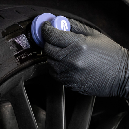 Monster Shine Esteban Tire Applicator